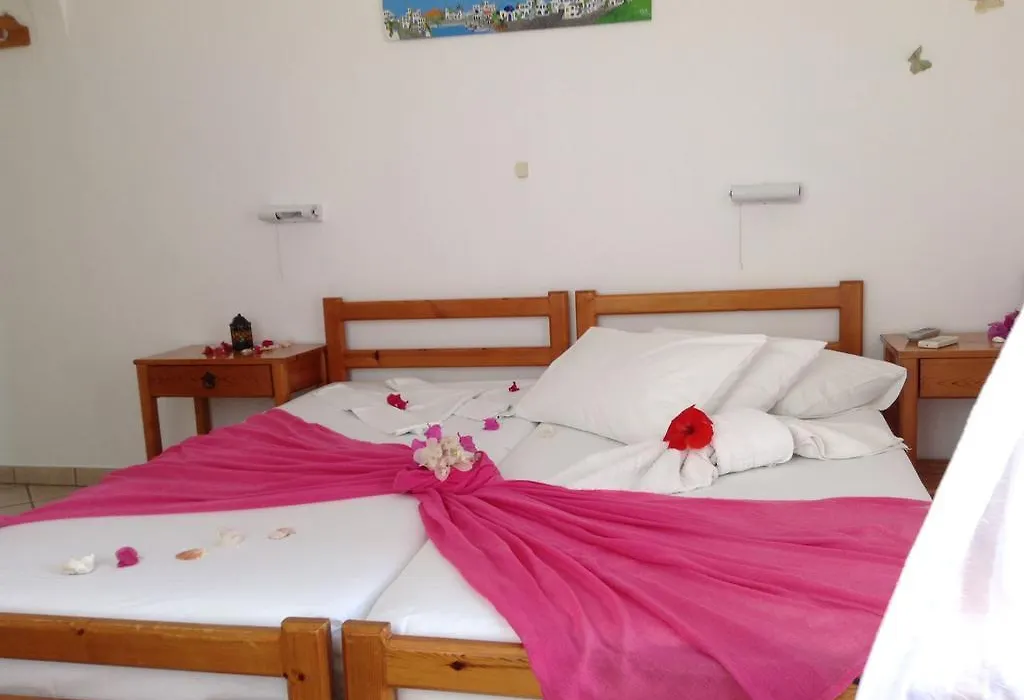Arian Hotel-1